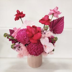Rose Arrangement - Same Day Delivery Altona & Melbourne